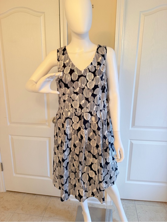 Nine West Dresses & Skirts - NWT Nine West $80 Cotton Navy White Printed VNeck Sleeveless A-Line Dress Size14